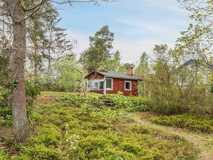 1 rok · 32 m² · Rydbo saltsjöbads väg 10