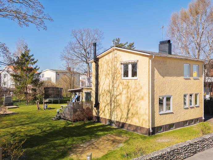 6 rok · 138 m² · Södermalmsgatan 18