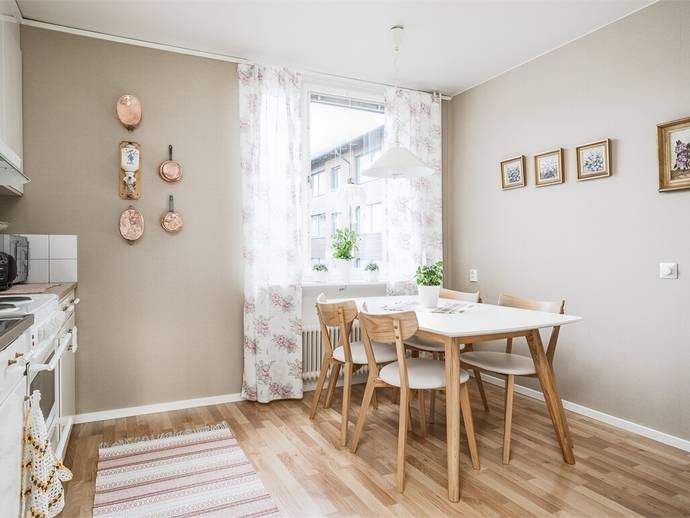 3 rok · 84 m² · Krutvaktargränd 8