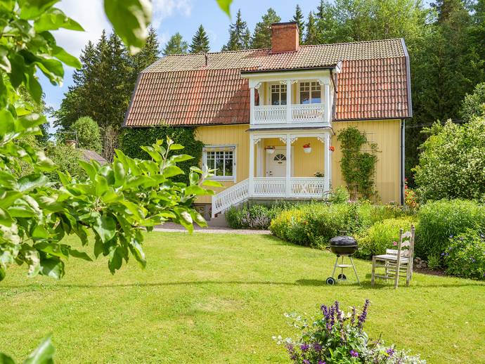 6 rok · 185 m² · Postboda 119