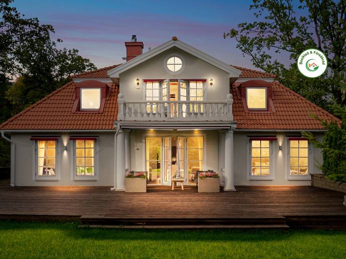 7 rok · 237 m² · Greve Mörners väg 4