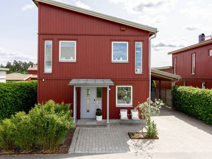 5 rok · 126 m² · Nebulosavägen 11