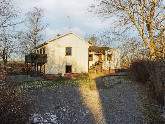 7 rok · 161 m² · Järnavägen 5
