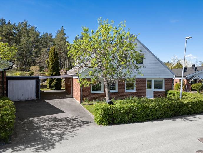 7 rok · 183 m² · Murkelvägen 15