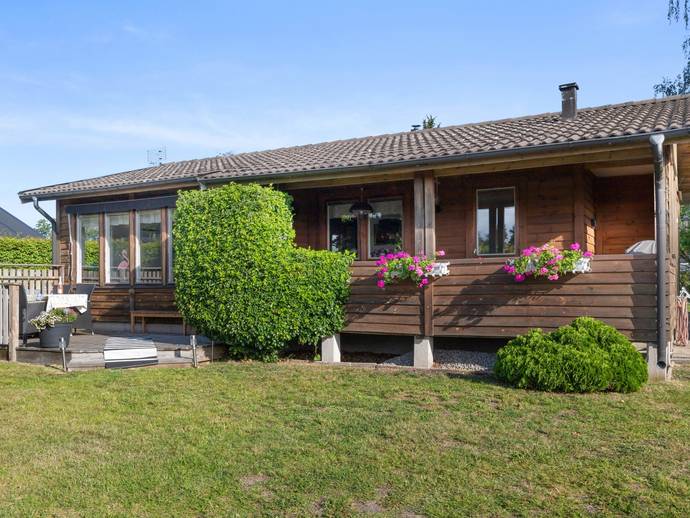64 m² · Pråmvägen 2882