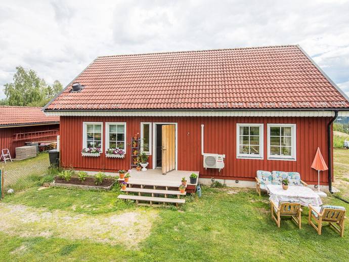 3 rok · 97 m² · Österrå 329