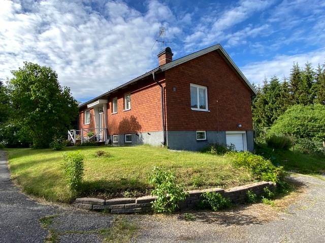 4 rok · 84 m² · Skogsgläntevägen 10