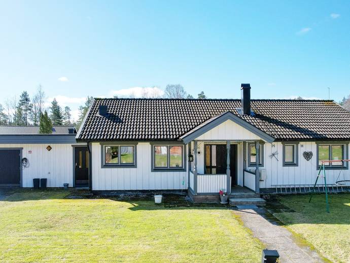 4 rok · 106 m² · Grällsbovägen 14