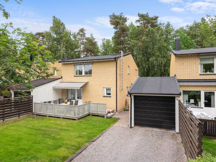 6 rok · 136 m² · Arkitektvägen 21