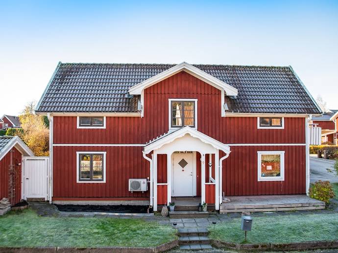 4 rok · 123 m² · Slåttervägen 9