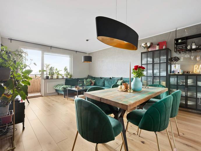 3 rok · 78,1 m² · Högsätravägen 11, vån 5 av 5