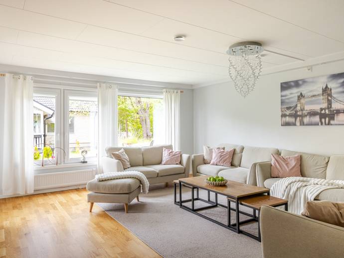 6 rok · 133 m² · Höststigen 9