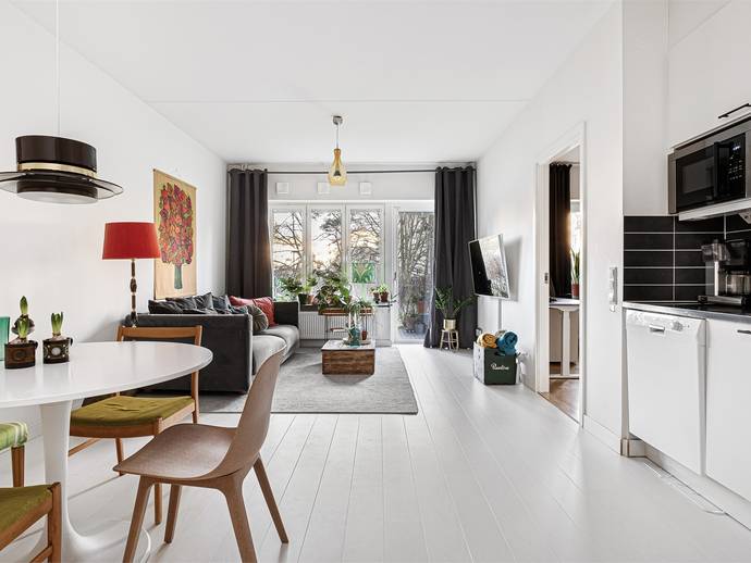 2 rok · 54,5 m² · Melongatan 26