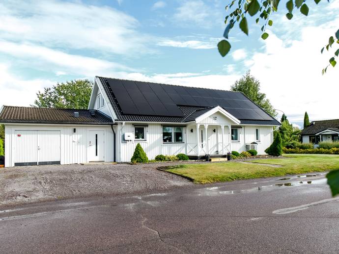 7 rok · 180 m² · Kaptensvägen 12