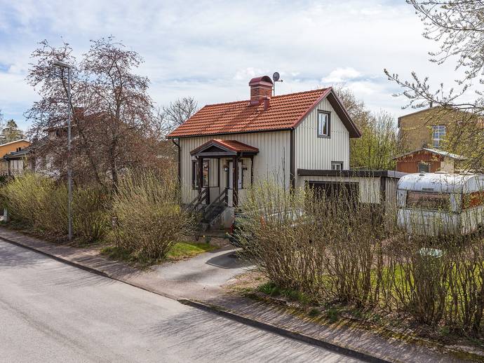 2 rok · 54 m² · Ringvägen 7