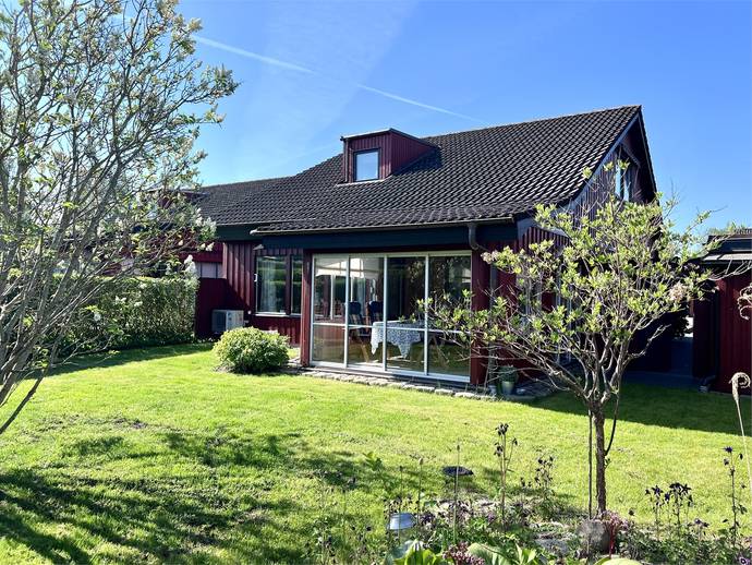 5 rok · 130 m² · Kronvägen 4