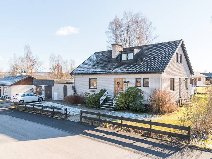 5 rok · 128 m² · Slånvägen 8