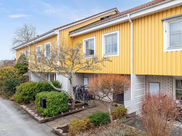 130 m² · Hantverkaregatan 4E