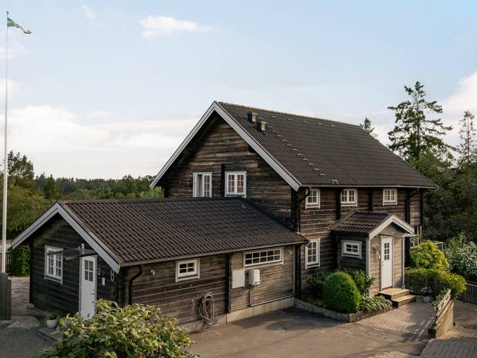 6 rok · 169 m² · Majvivans väg 8