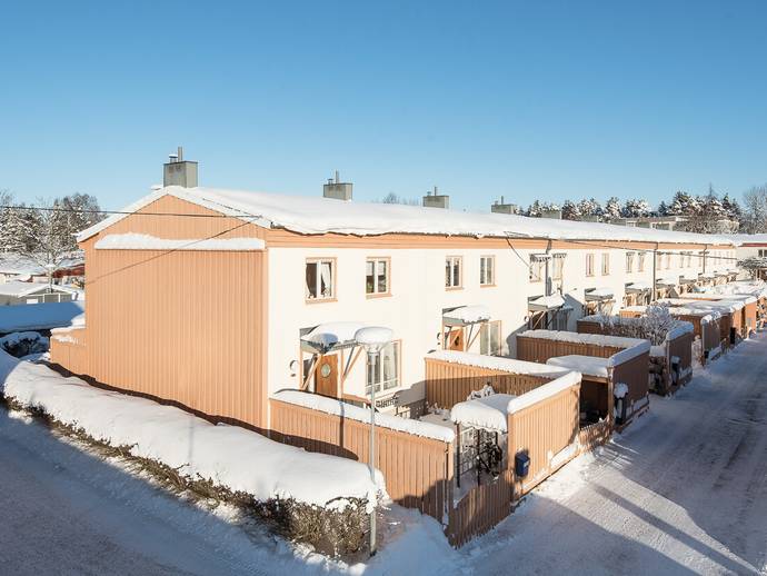 4 rok · 96,7 m² · Fältspatvägen 4A