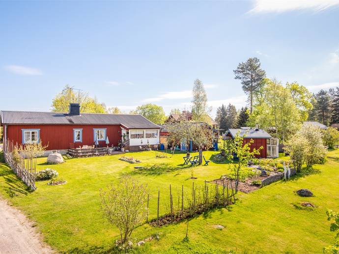 4 rok · 100 m² · Källsjön 35