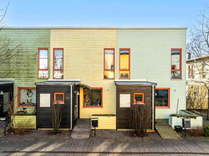 4 rok · 92 m² · Järingegränd 18