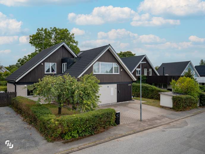 7 rok · 192 m² · Verdandivägen 16