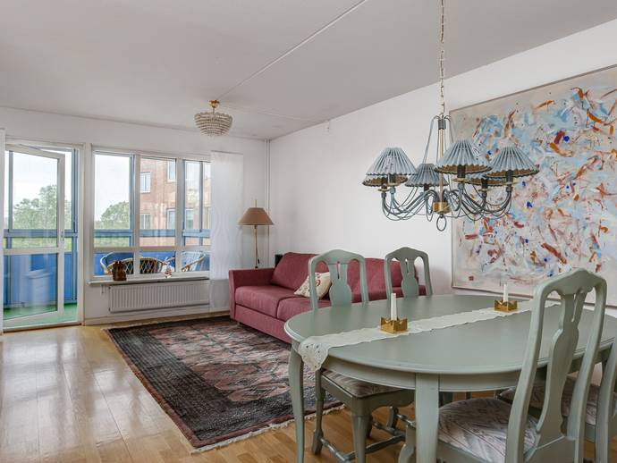 3 rok · 79 m² · Torsgatan 5A