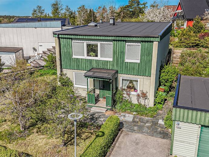 4 rok · 126 m² · Lingonstigen 21