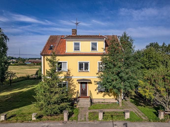 10 rok · 245 m² · Varavägen 21