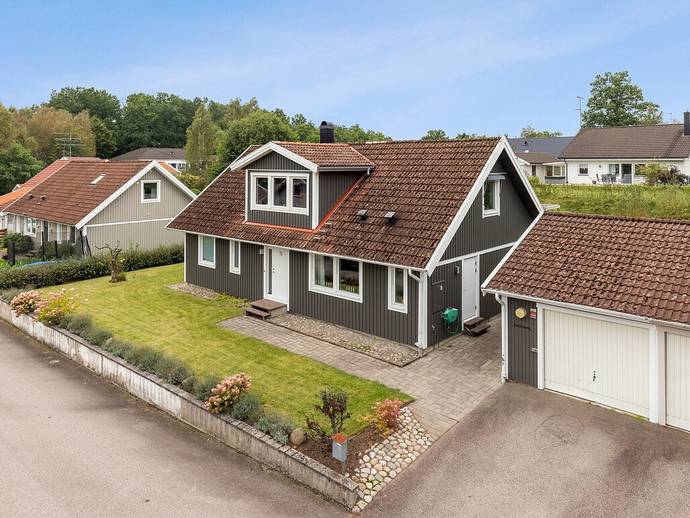 6 rok · 160 m² · Skytteparksvägen 76
