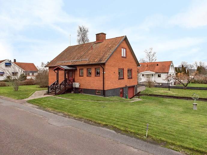 5 rok · 113 m² · Skogsvägen 2