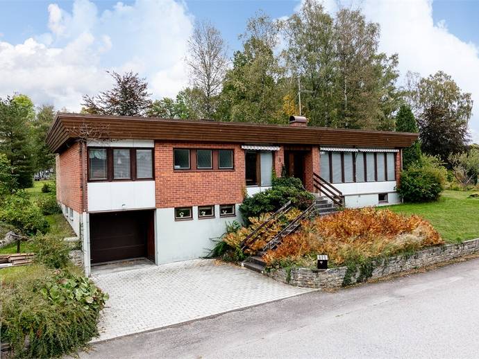 5 rok · 126 m² · Ängsvägen 8
