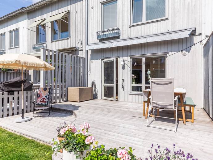 6 rok · 147 m² · Karin Larssons Väg 44