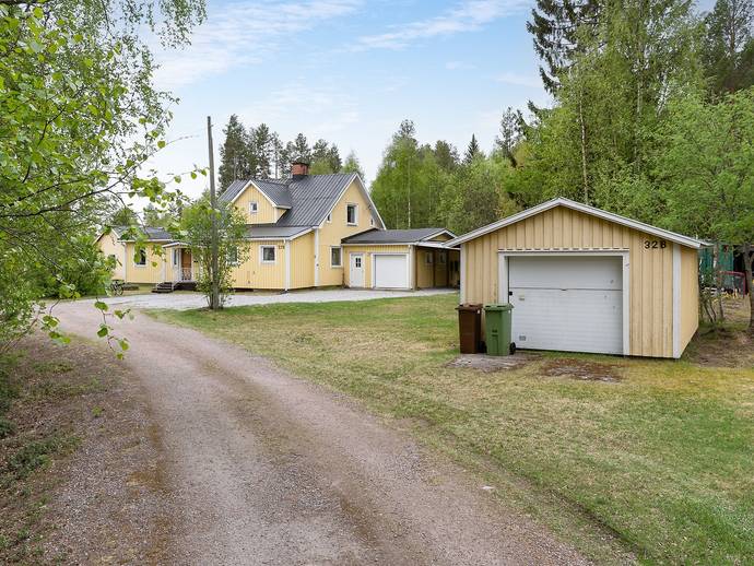 8 rok · 164 m² · Tullnäsvägen 328