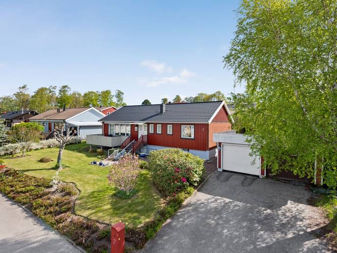 6 rok · 110 m² · Prästkragevägen 7