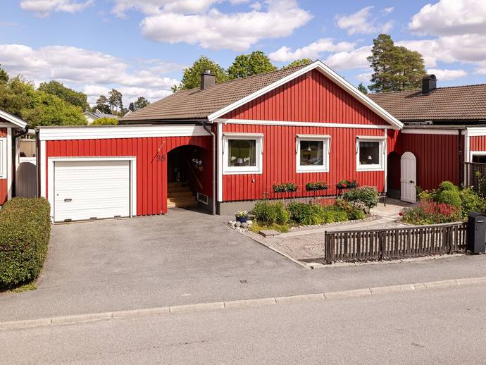 124 m² · Hässlevägen 35