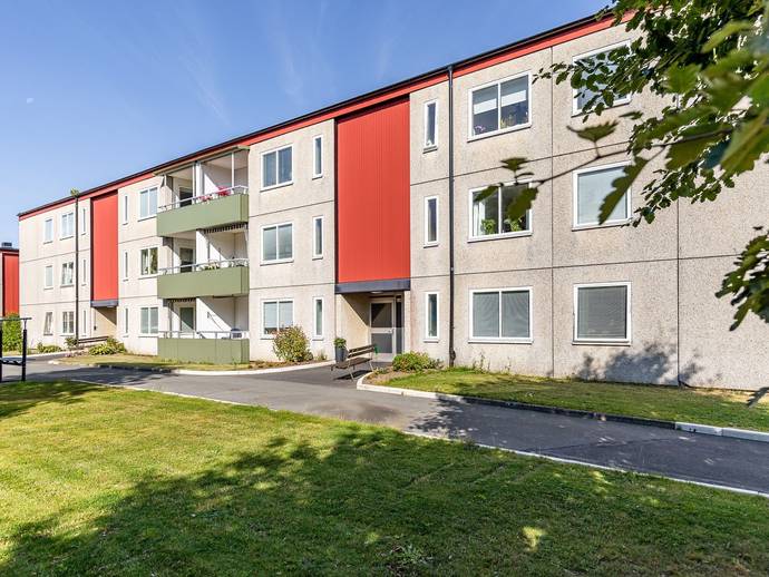 3 rok · 80 m² · Björnbärsvägen 40