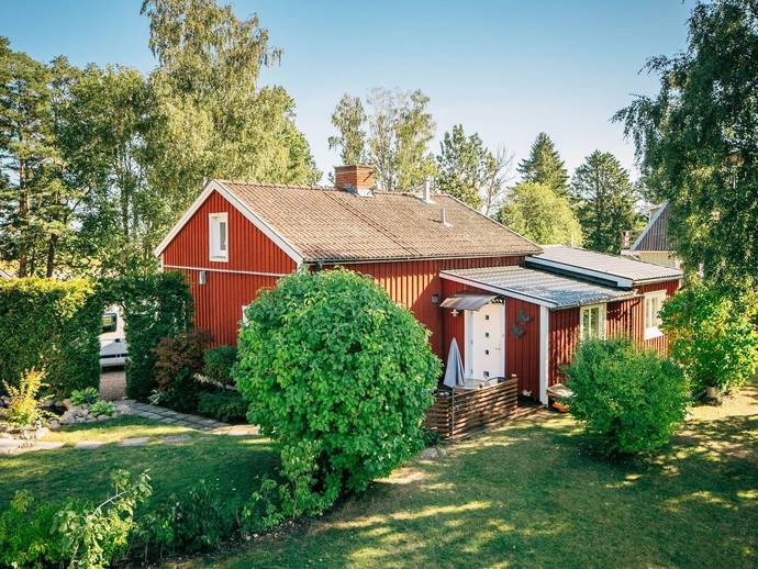4 rok · 104 m² · Björsätersvägen 24