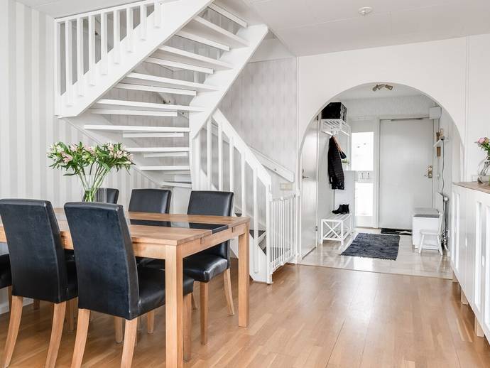 4 rok · 102 m² · Stamvägen 72