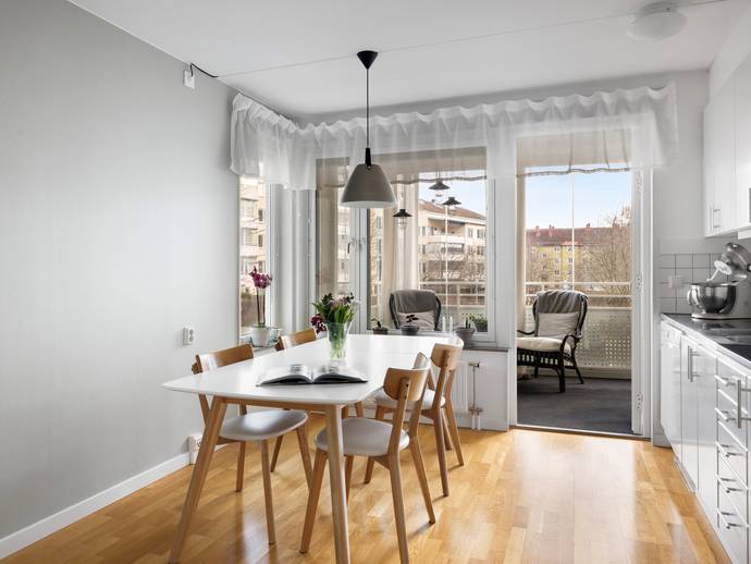 4 rok · 96,5 m² · Råsundavägen 26