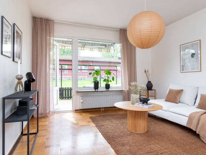 1 rok · 48 m² · Klockaregården 23