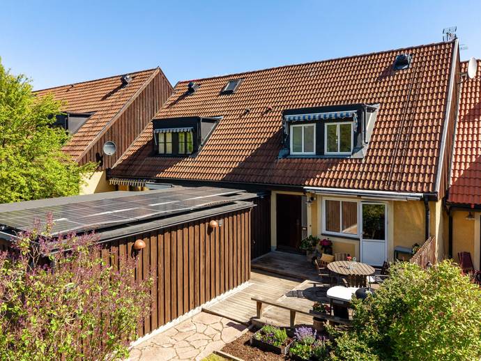 120 m² · Slottsbrinksvägen 4C