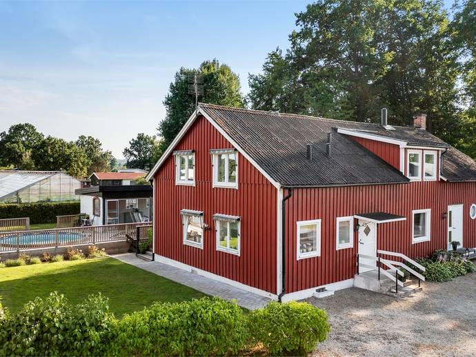8 rok · 214 m² · Ignaberga-Troedstorp 7005B