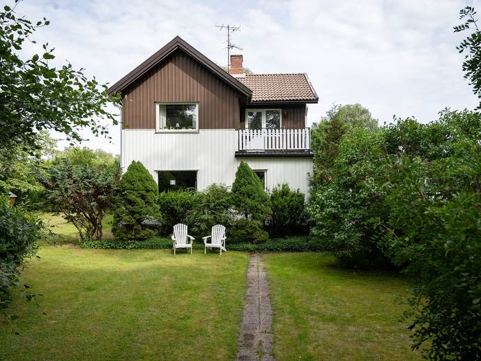 5 rok · 122 m² · Kronängsvägen 2