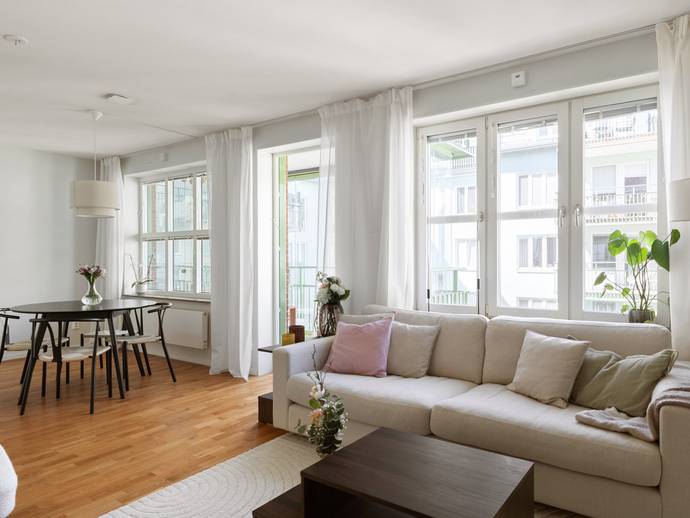 1,5 rok · 42 m² · Garvis Carlssons gata 22
