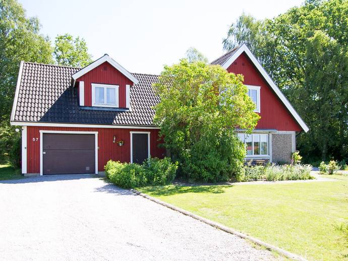 7 rok · 170 m² · Väbyvägen 57