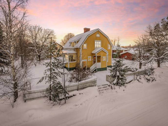 5 rok · 121 m² · Barrsätragatan 71