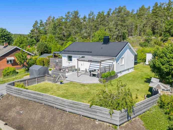 4 rok · 85 m² · Blomsterrundan 12
