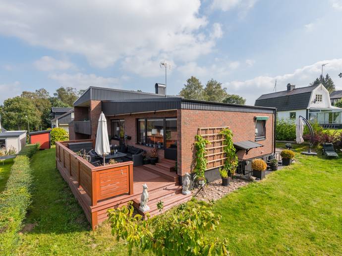 7 rok · 154 m² · Björklundavägen 21